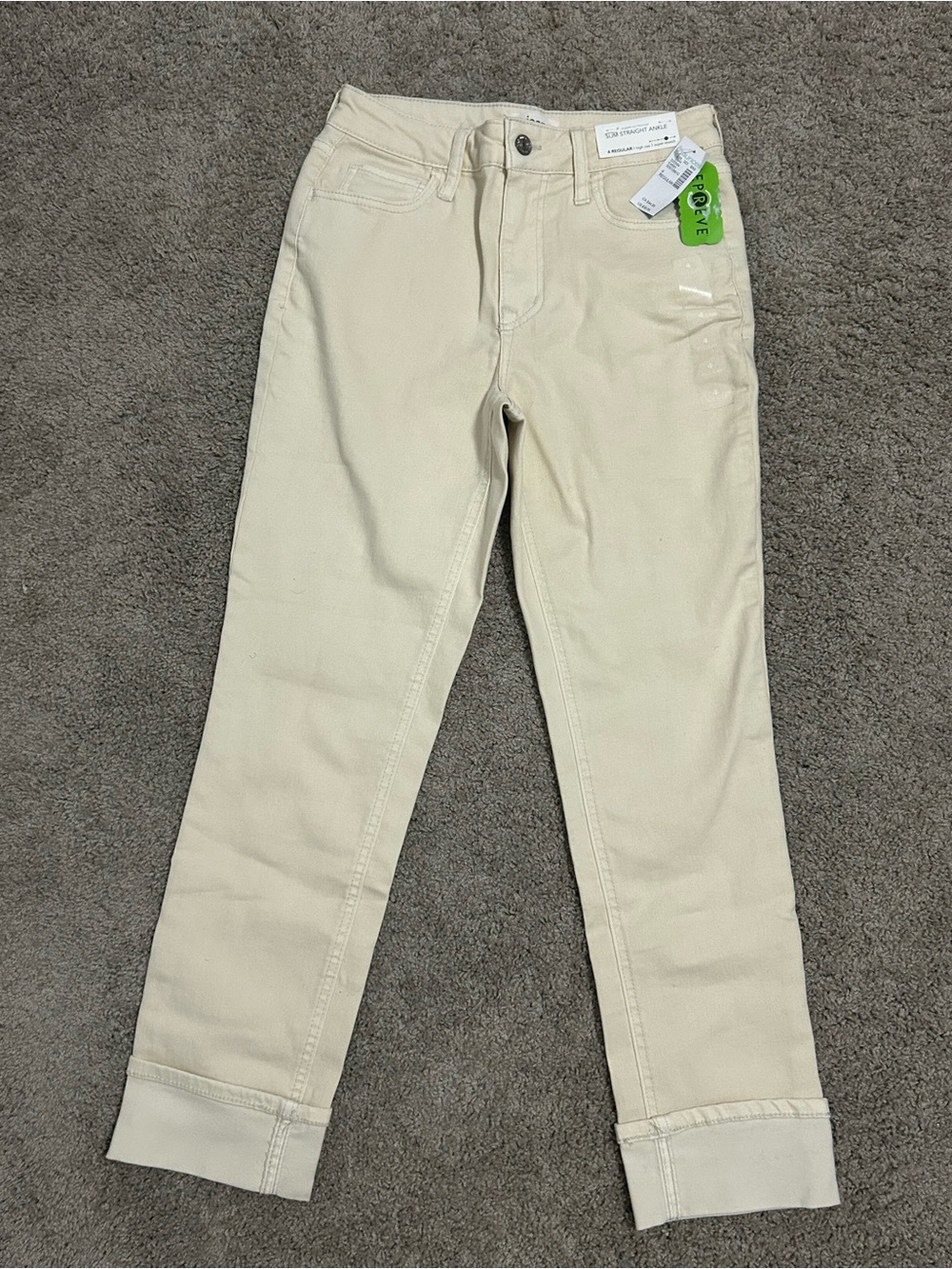M Jeans by Maurices Evolve Slim Straight Ankle Jeans Beige Size 4 NWT